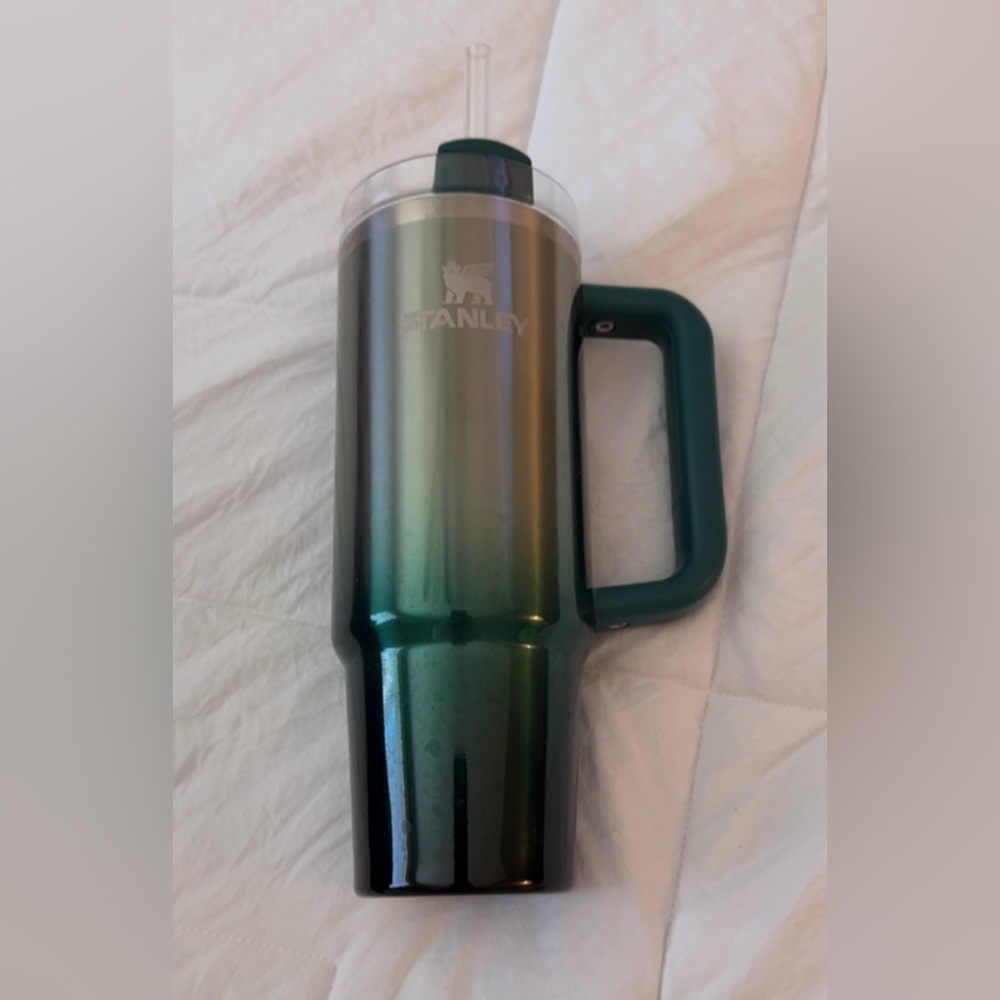 Stanley Iridescent Green Ombre Travel Mug with Dark Green Handle